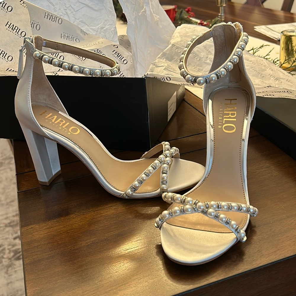HARLO Australia Alexandra heels- BRAND NEW, tried on once. US size 8.
